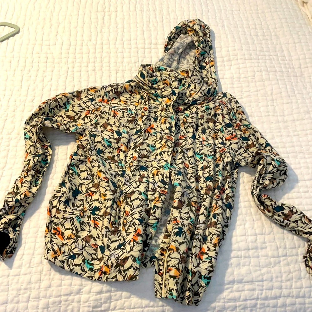 BCBG cotton jacket size S.